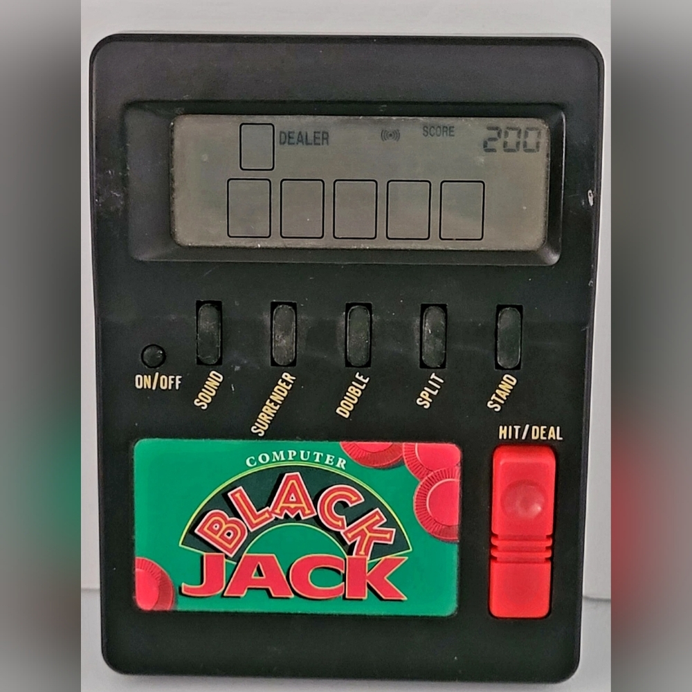 Vintage Waco Electronic Black Jack Handheld Travel Game Model 06905 Works. This